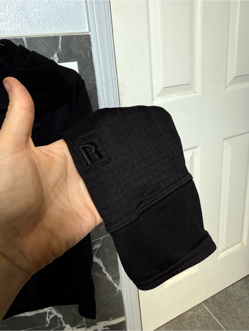 Patagonia R1 pullover - Picture 7 of 7